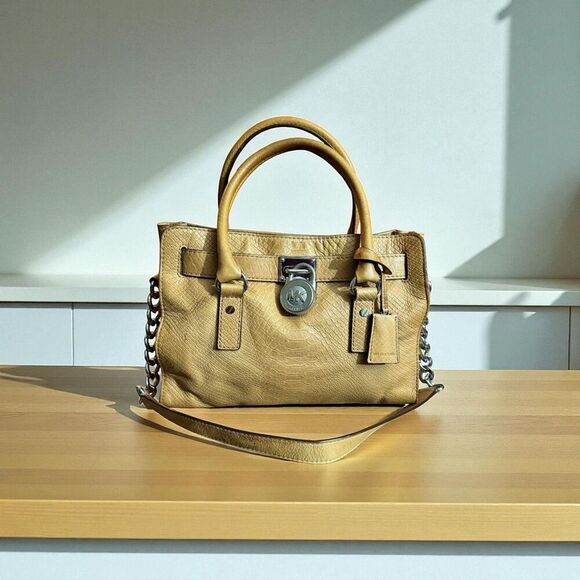 Michael Kors Large Silver Lock Tan Snakeskin Shoulder Bag - Picture 3 of 9